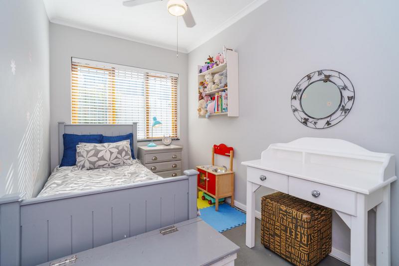 2 Bedroom Property for Sale in Harfield Village Western Cape